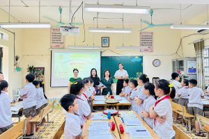 HỘI GIẢNG KHỐI 4 – NƠI TRI THỨC THẮP SÁNG YÊU THƯƠNG