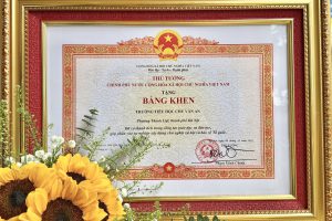 Trường Tiểu học Chu Văn An vinh dự đón nhận Bằng khen của Thủ tướng Chính phủ tại Lễ Tuyên dương các điển hình tiên tiến, nhà giáo tiêu biểu ngành Giáo dục và Đào tạo Hà Nội năm 2025