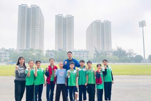Chúc mừng đội điền kinh và đội bóng đá trường tiểu học Chu Văn An
