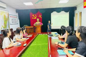 NÂNG CAO CHẤT LƯỢNG DẠY HỌC TIẾNG VIỆT LỚP 5 QUA CHUYÊN ĐỀ TIẾNG VIỆT (ĐỌC) CỦA CÔ GIÁO PHÙNG THỊ KIM OANH