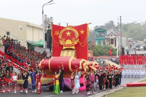 Các hoạt động thông tin tuyên  truyền kỷ niệm 72 năm Ngày Chiến thắng Điện Biên Phủ và 136 năm Ngày sinh Chủ tịch Hồ Chí Minh