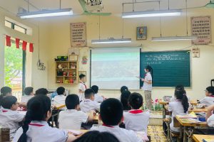 Công nghệ mở lối – Tri thức vươn xa.